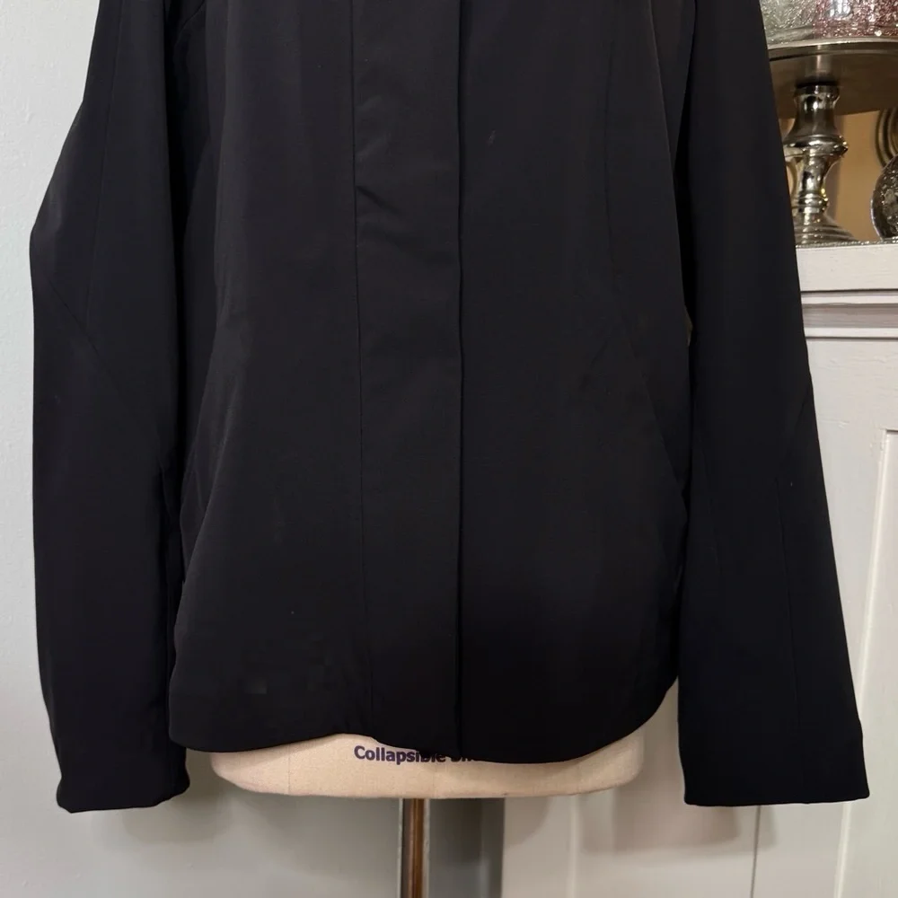 Lululemon RepelShell Cinch Back Rain Jacket Waterproof Windproof Velour Lined 12 - Picture 7 of 13
